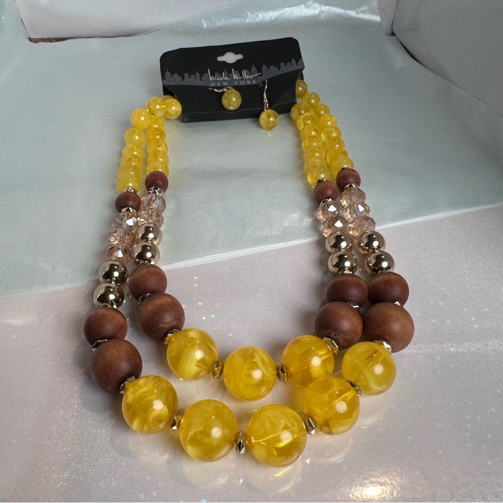 Nicole Miller | Yellow and Brown Beaded Statement Necklace with Earrings…